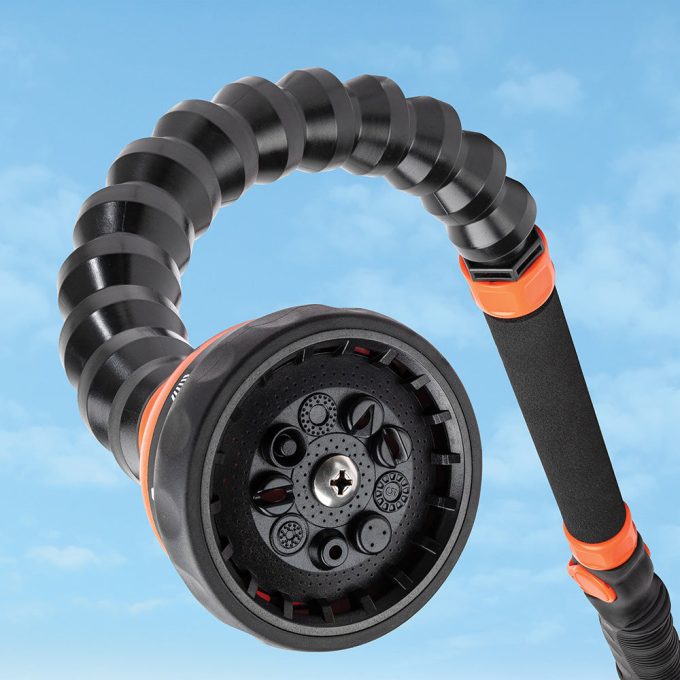 Black & Decker 28 in. 9-Pattern Water Wand