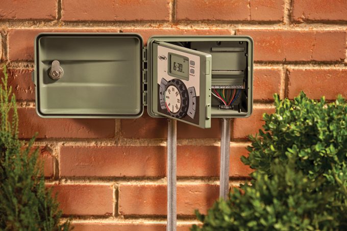 Easy-Set Logic® Indoor/Outdoor Sprinkler Timer/Controller