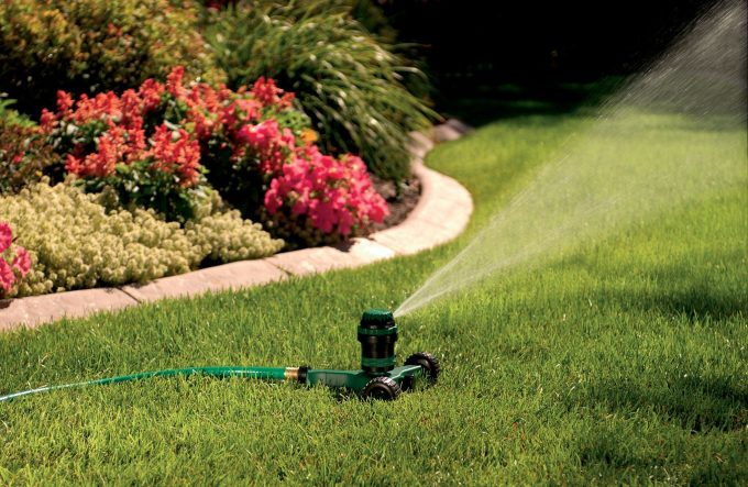 H2O-Six® Gear-Drive Sprinkler on Plastic Wheel Base