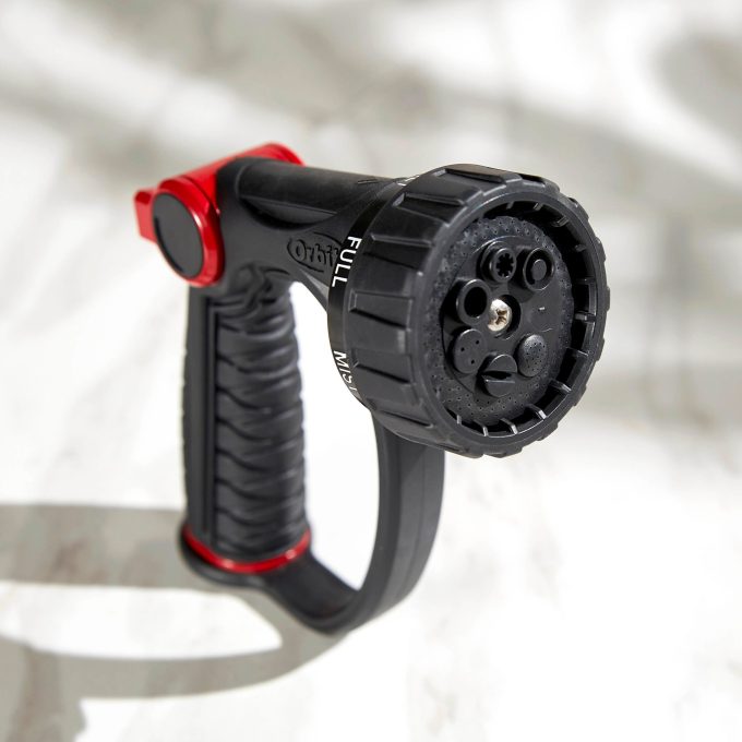 Pro Flo 7-Pattern Watering Nozzle With Thumb Control